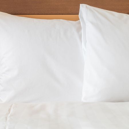Holiday Inn Express And Suites Calgary University By Ihg Экстерьер фото