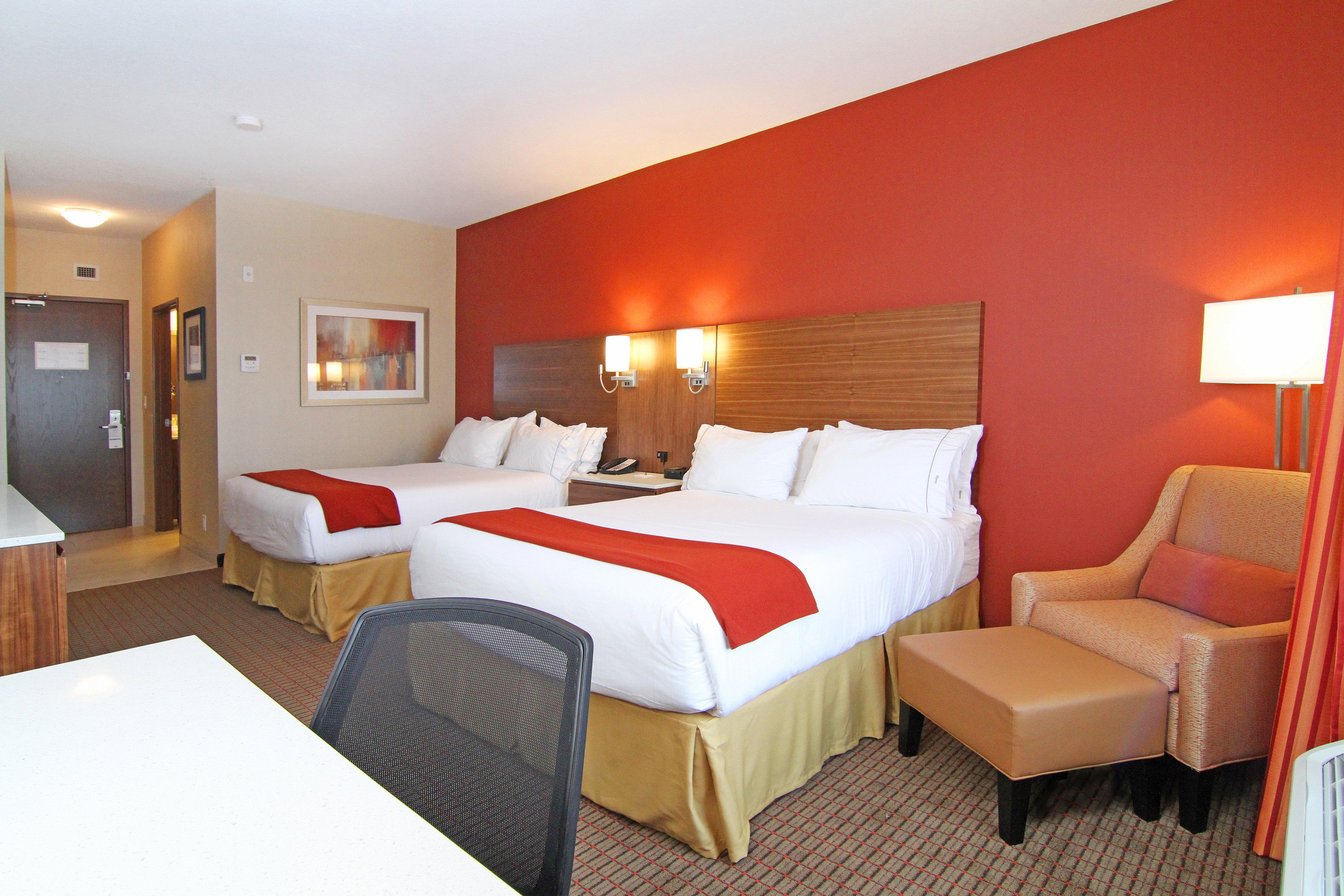 Holiday Inn Express And Suites Calgary University By Ihg Экстерьер фото